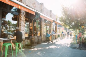 Beacon Hill bar with outdoor seating